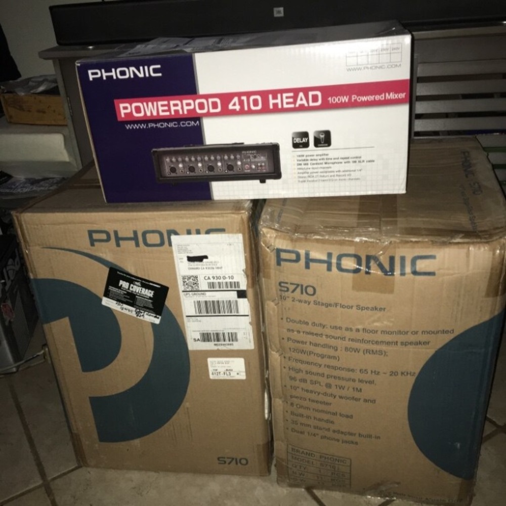 Speakers set